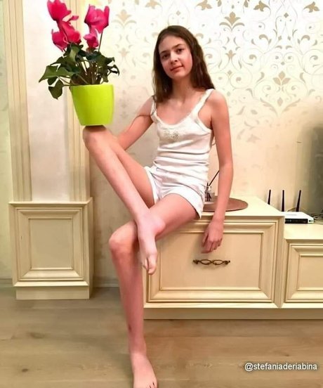 Stefania Deriabina onlyfans leak