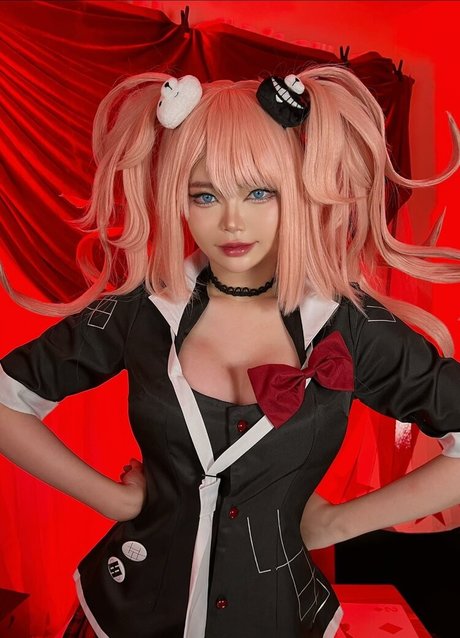 ZinieQ Cosplayer new onlyfans