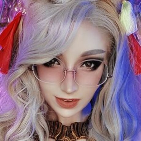 Kassandra Leigh onlyfans model images