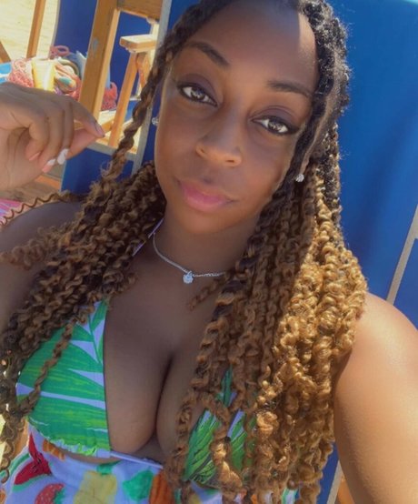 JazzyGuns only fans nudes