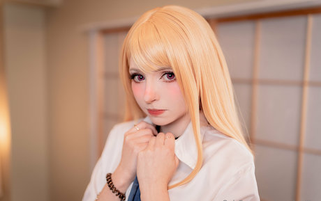 Peachymilky onlyfans creator