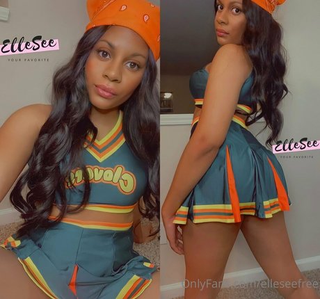 elleseefree onlyfans leak naked