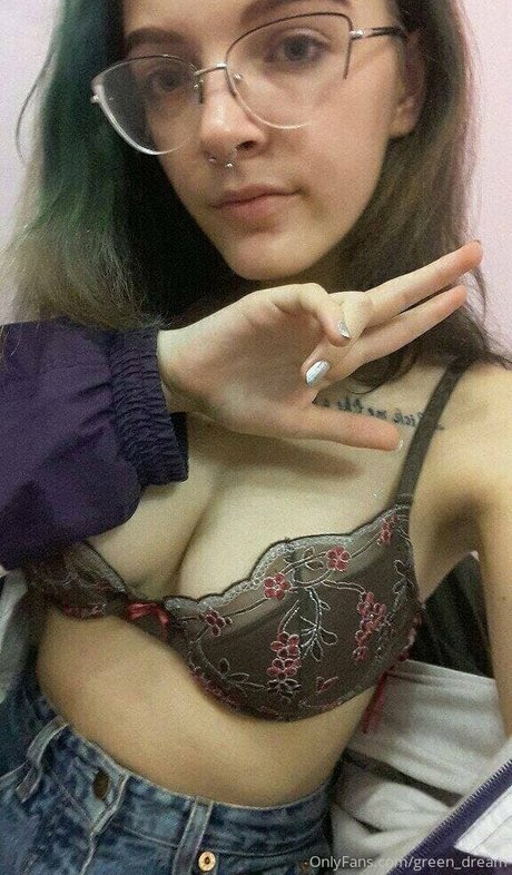 greendream69 onlyfans nude pics