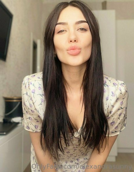 alexandrasunny onlyfans sextape leak