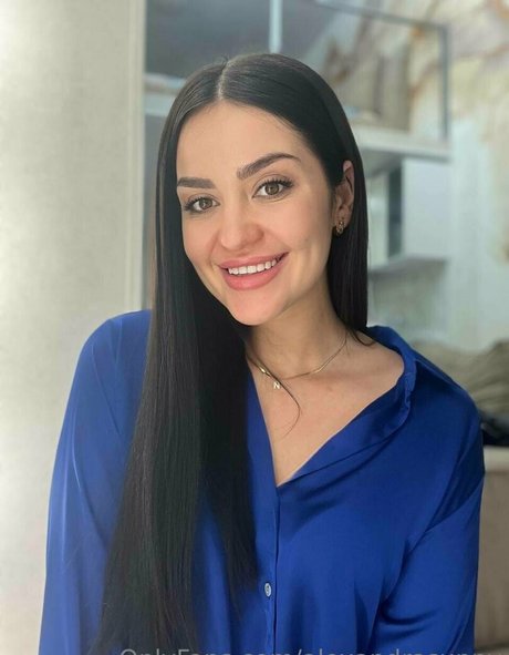 alexandrasunny sexy onlyfans