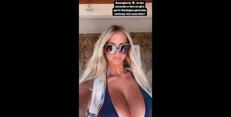 Maria Arreghini onlyfans sextape leak