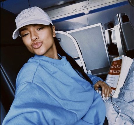 Becky G onlyfans leaked.