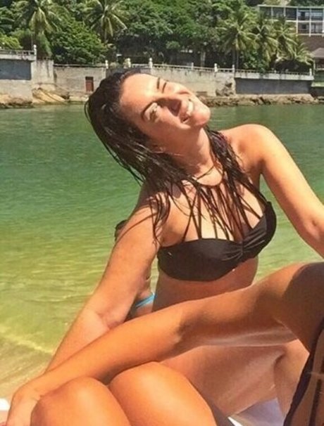 Larissa Erthal leaked onlyfans sex