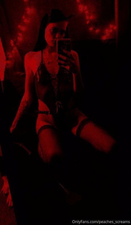 peacheyscreams onlyfans leaked
