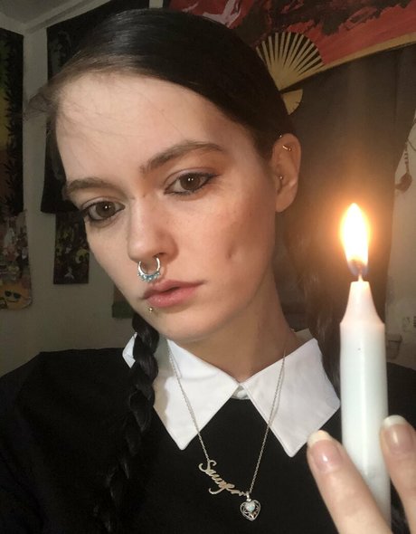 peacheyscreams onlyfans creator