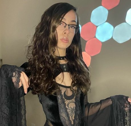 Lexi Lynx new onlyfans leaks