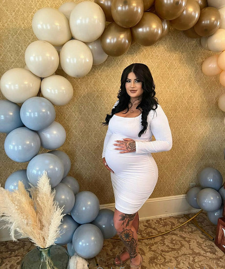 devinebria onlyfans photo