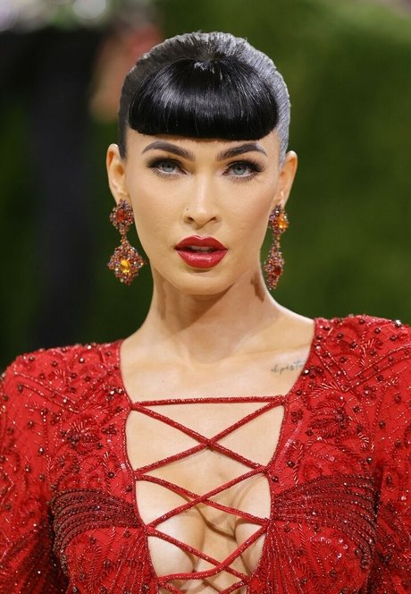 Megan Fox onlyfans naked leaked