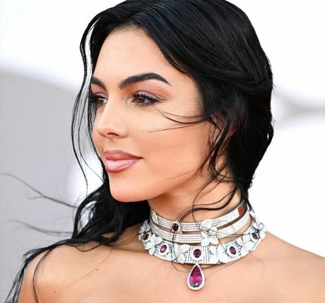 Georgina Rodriguez naked onlyfans leaks