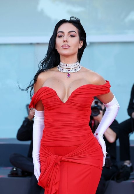 Georgina Rodriguez onlyfans leak sex