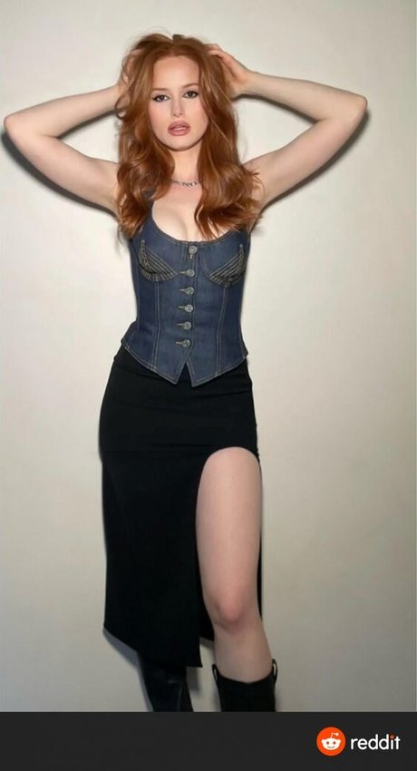 Madelaine Petsch Profile pic