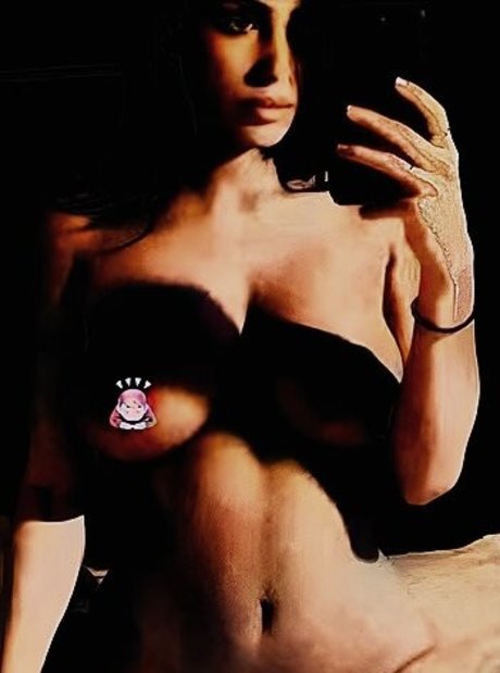 Bianca Censori onlyfans hot