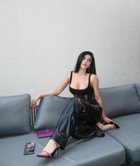 June Gong onlyfans leaked dirtyship