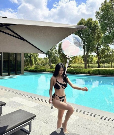 June Gong leaked onlyfans photos