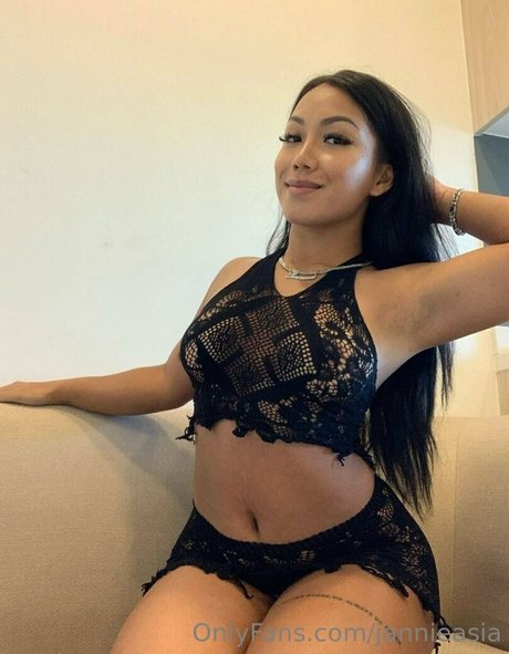 jannieasia onlyfans hot
