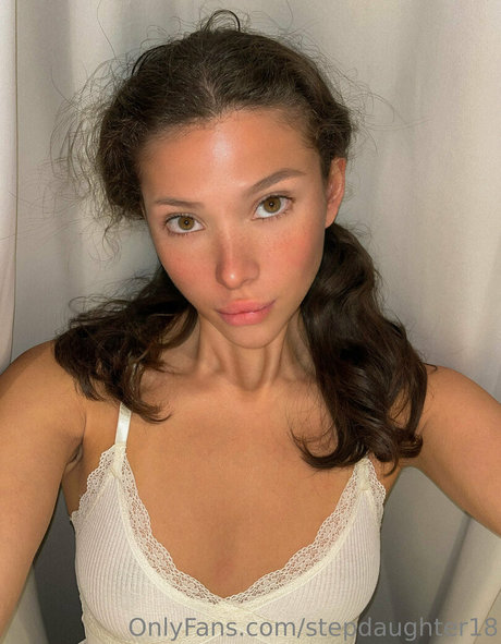stepdaughter18 pics onlyfans