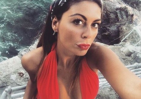 Jolanda De Rienzo onlyfans leaked dirtyship