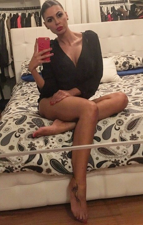 Jolanda De Rienzo free only fans