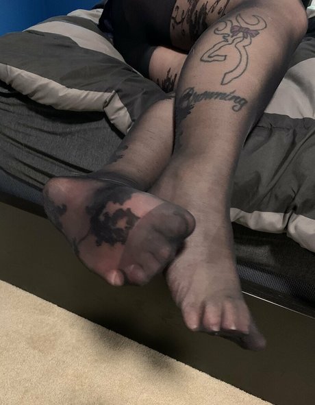 hernylonfeetfree nude leaks onlyfans