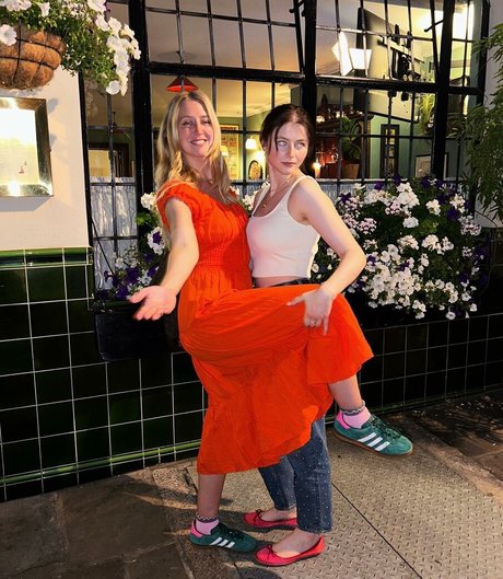 Thomasin Mckenzie onlyfans nude porn