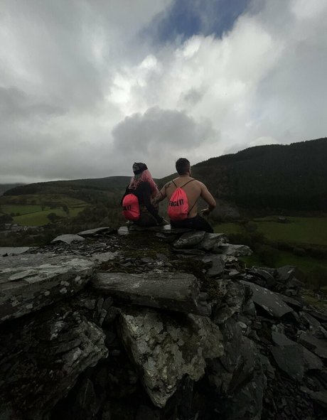 fxxkingexplorers onlyfans page