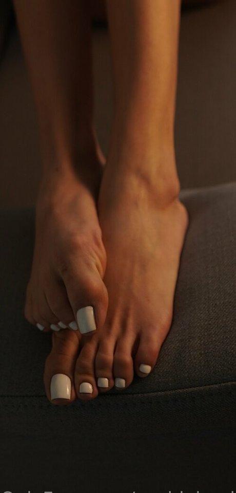 sophialauder feet onlyfans