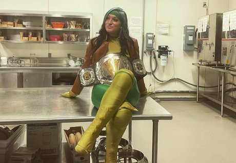 Kris Statlander onlyfans leaked naked