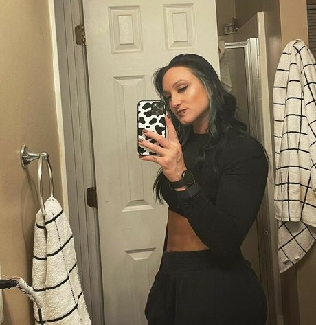 Kris Statlander only fans leaked