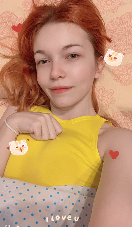 Murrning Glow onlyfans striptease