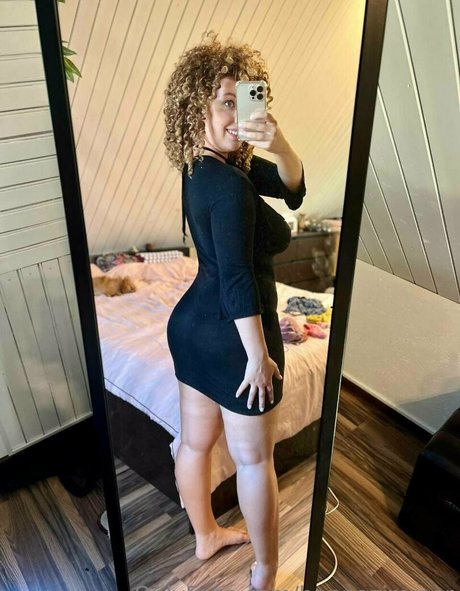 hannazimmerr onlyfans leaked dirtyship