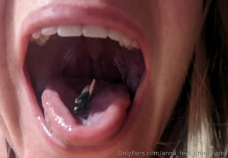 anna feet crush vore leaked only fans nudes