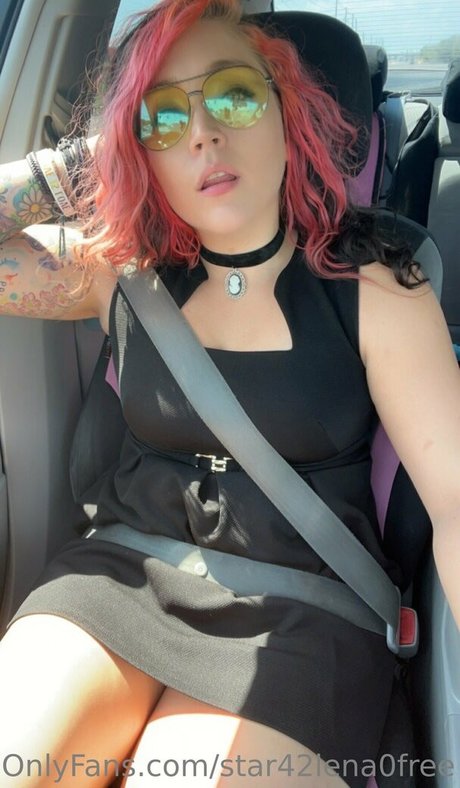 star42lena0free onlyfans explicit content