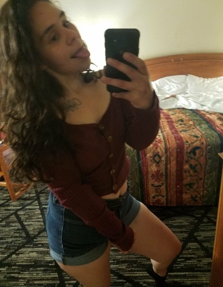 little pockets210 only fans nude leaks