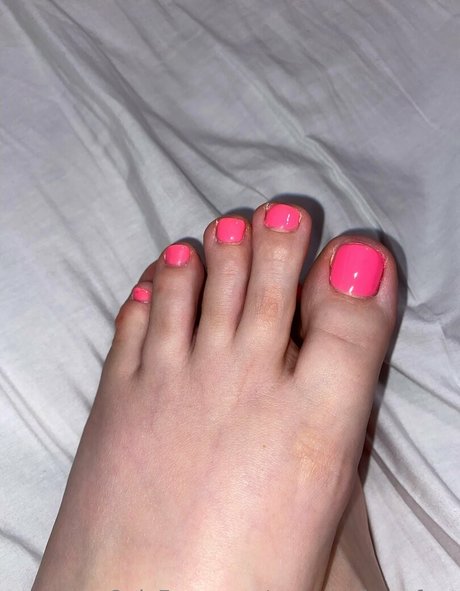 yourstrulymsfeet onlyfans leaked nude