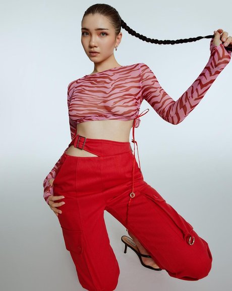 Aya Shalkar topless onlyfans