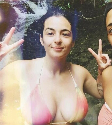 Alanna Masterson onlyfans porn