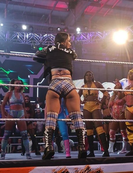 Roxanne Perez onlyfans picture