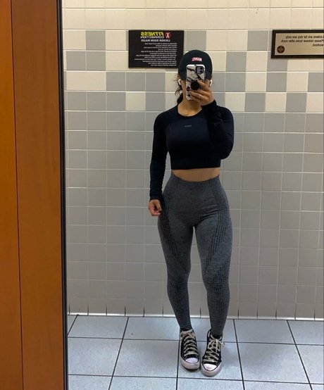 Roxanne Perez onlyfans nude porn