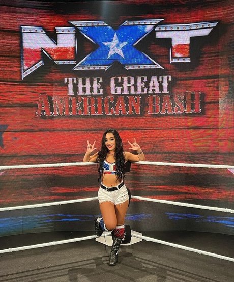 Roxanne Perez naked onlyfans pics