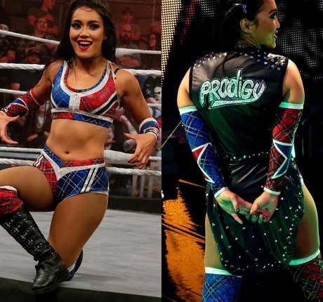 Roxanne Perez tits onlyfans