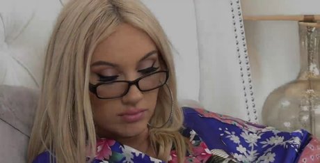 Jazminluvxxx onlyfans naked pics