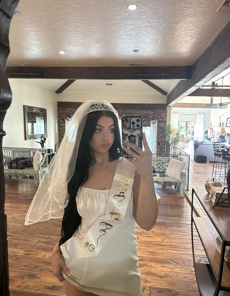 imhollyday naked only fans