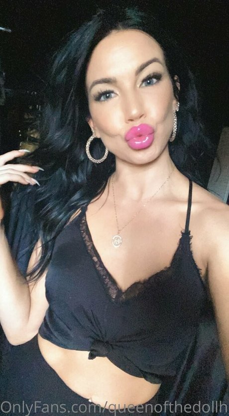 queenofthedollhouse only fans