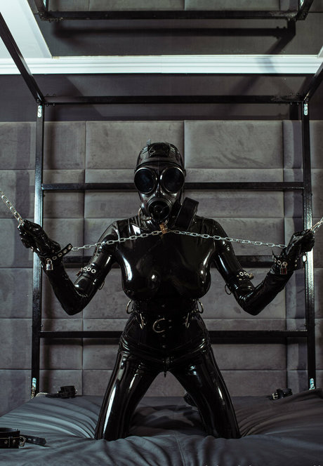 rubbobject doll onlyfans post