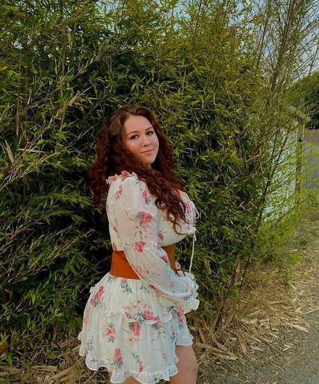 allnaturalaurora onlyfans nude content